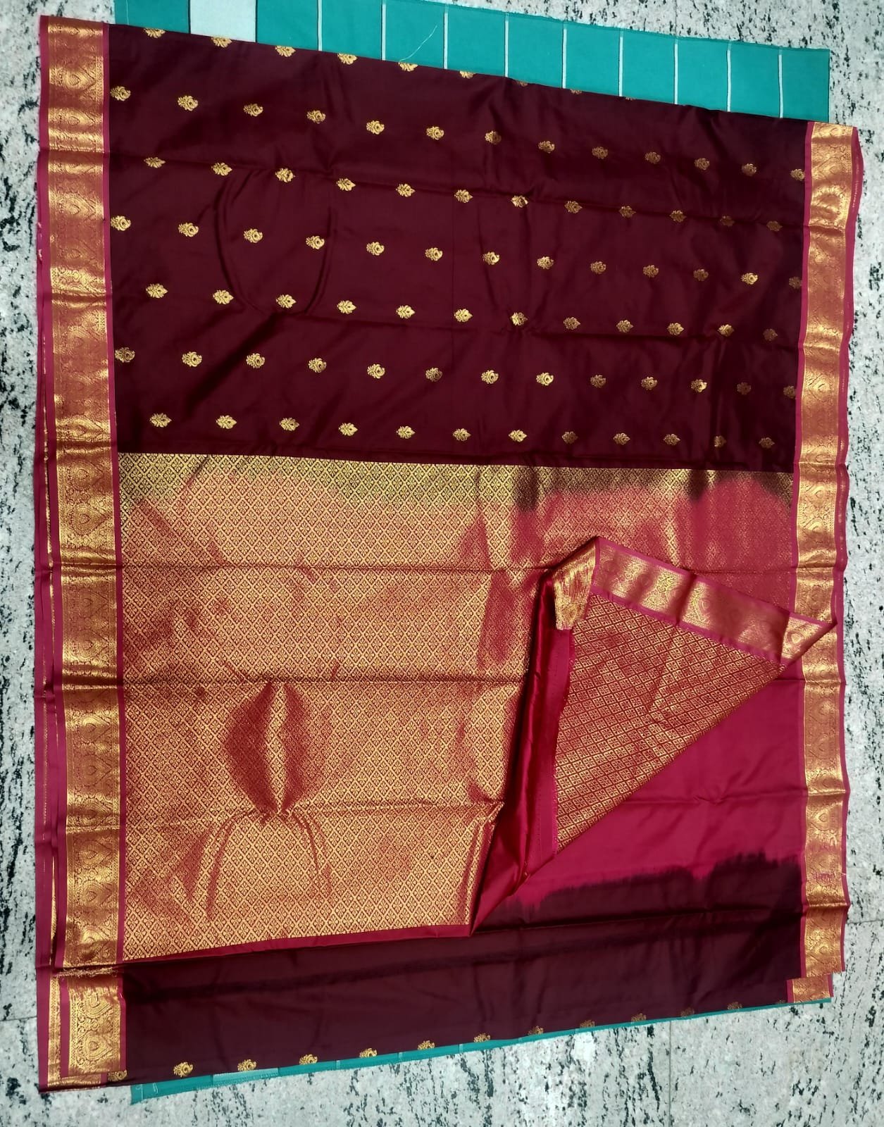 Elegant Maroon & Pink Kanchipuram Silk Saree with Rich Gold Zari Pallu