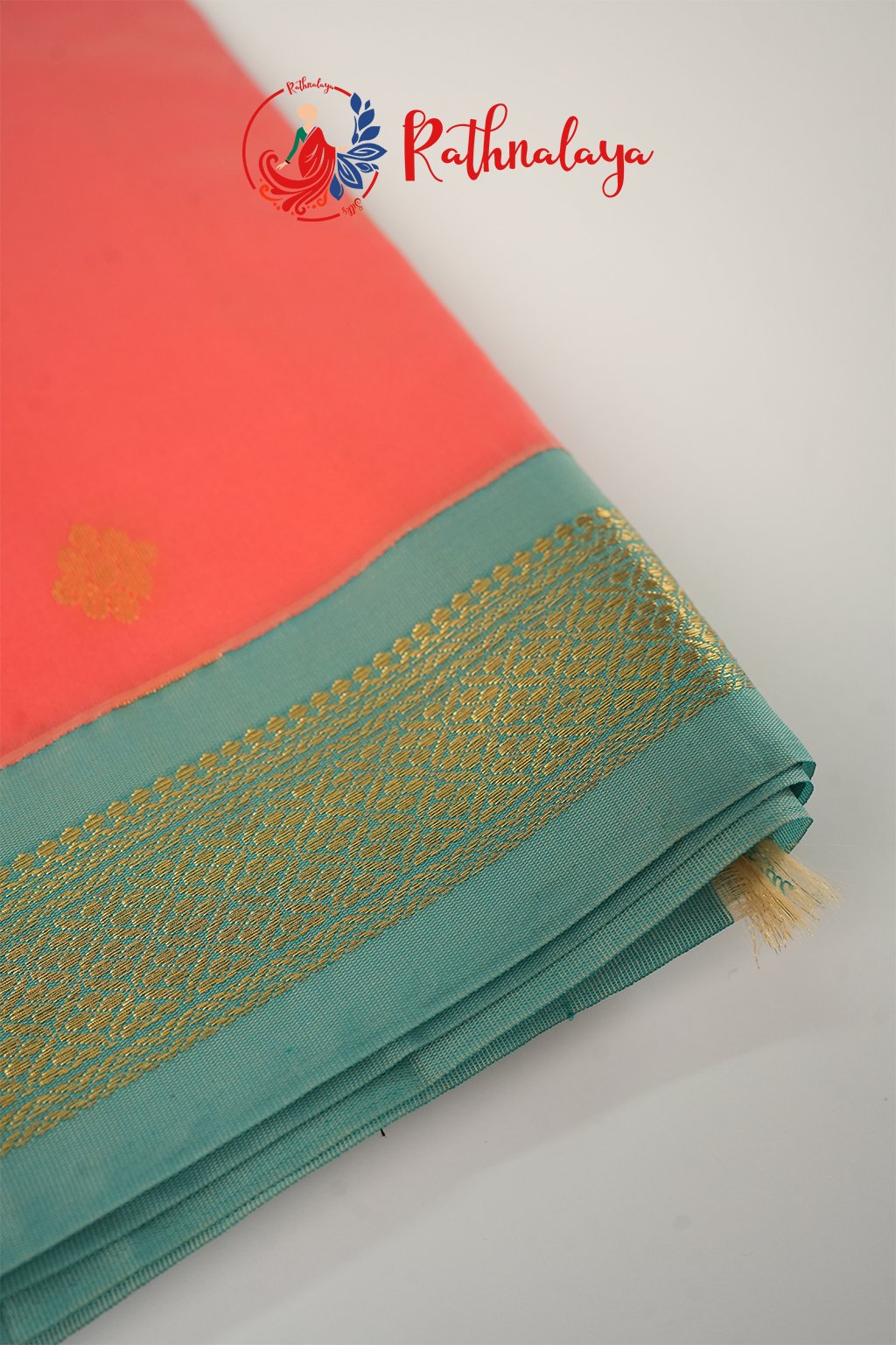 Coral Bloom Elegance Saree